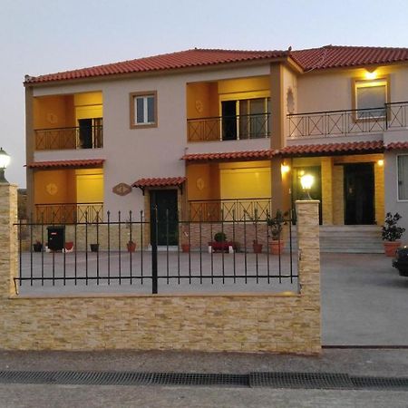 Avantis Apartments Perivolia  Екстериор снимка