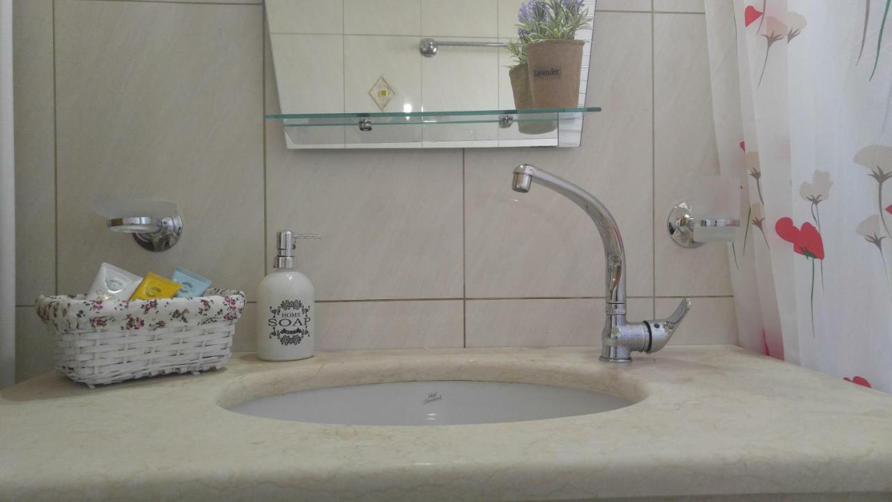 Avantis Apartments Perivolia  Екстериор снимка